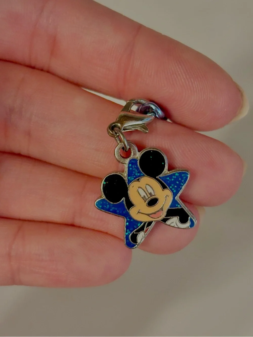 Disney mickey mouse